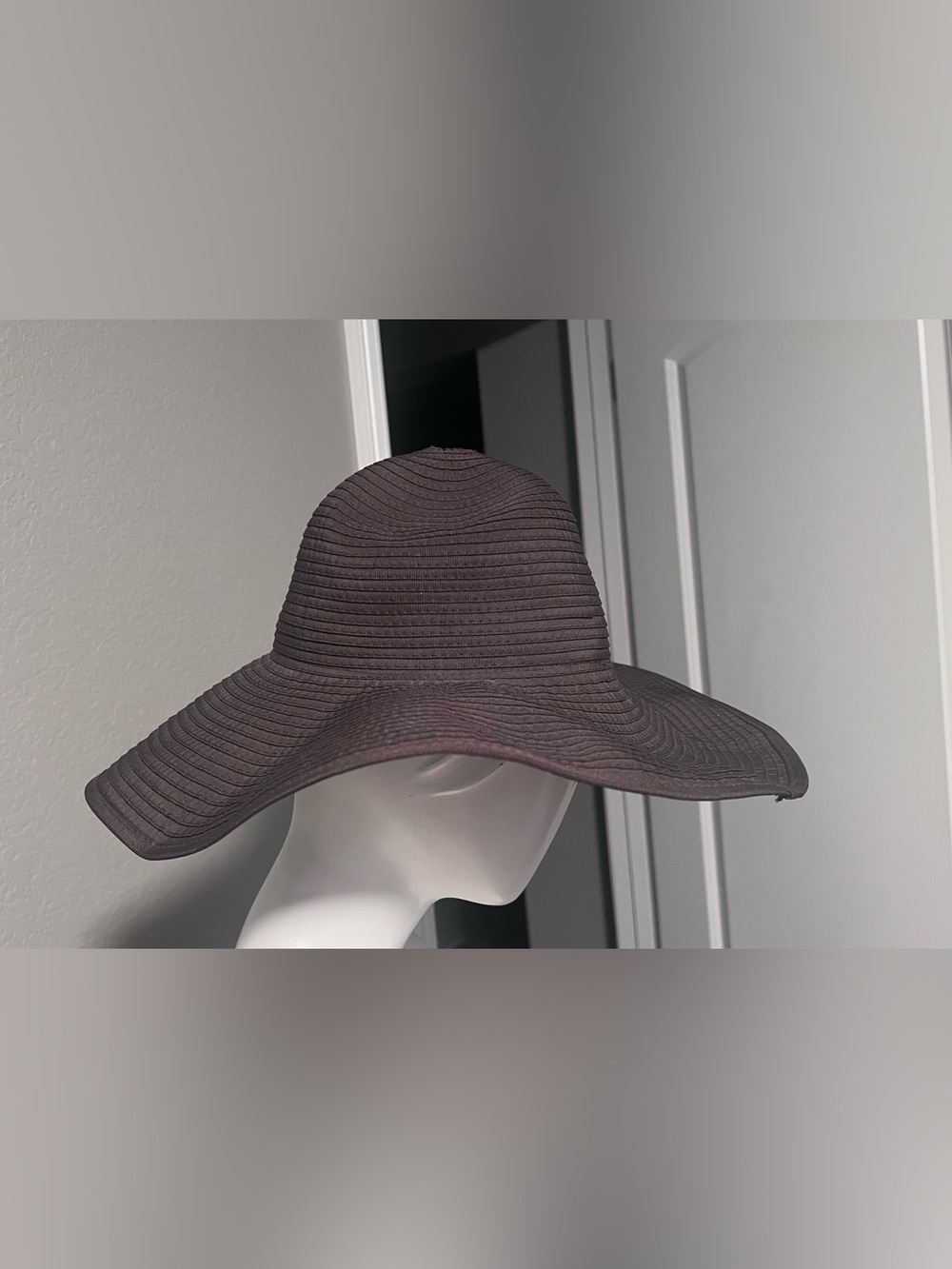 Aldo Wide-Brim Sun Hat in Dark Brown